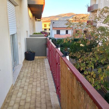 Casa Cristina Apartment คอมิโซ ภายนอก รูปภาพ