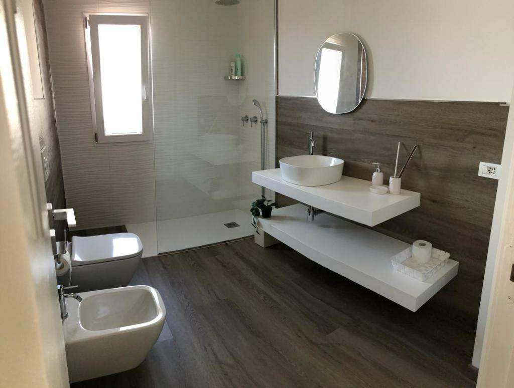 Casa Cristina Apartment คอมิโซ ภายนอก รูปภาพ