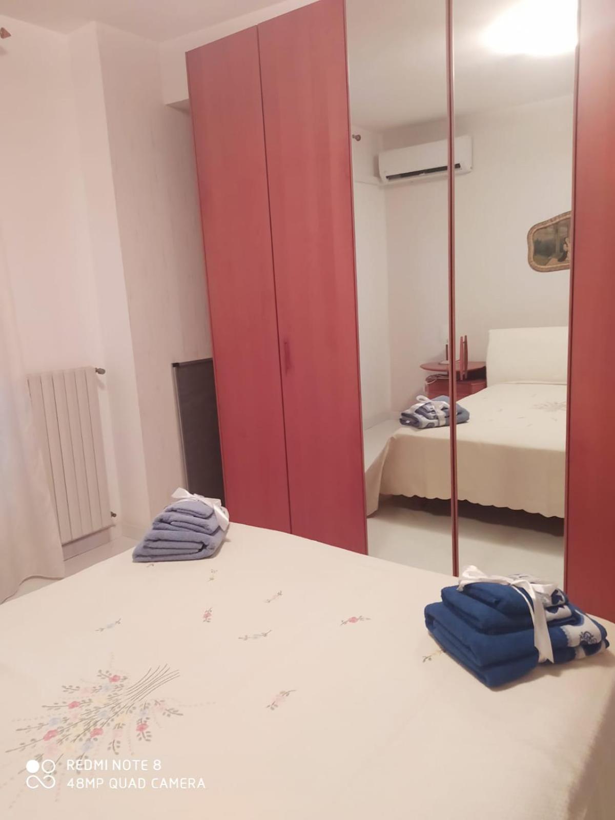 Casa Cristina Apartment คอมิโซ ห้อง รูปภาพ